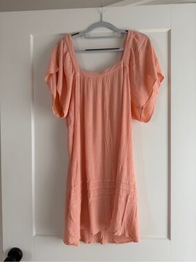 Koy RESORT Miami Square Neck Short Sleeve Crinkle Dress‎ in Blush-Sz S